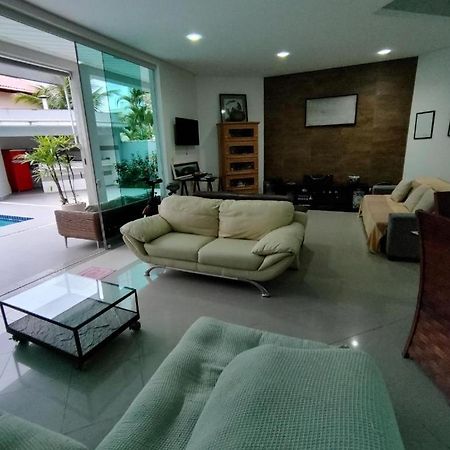Casa Linda E Espacosa Com Piscina No غوارويا المظهر الخارجي الصورة